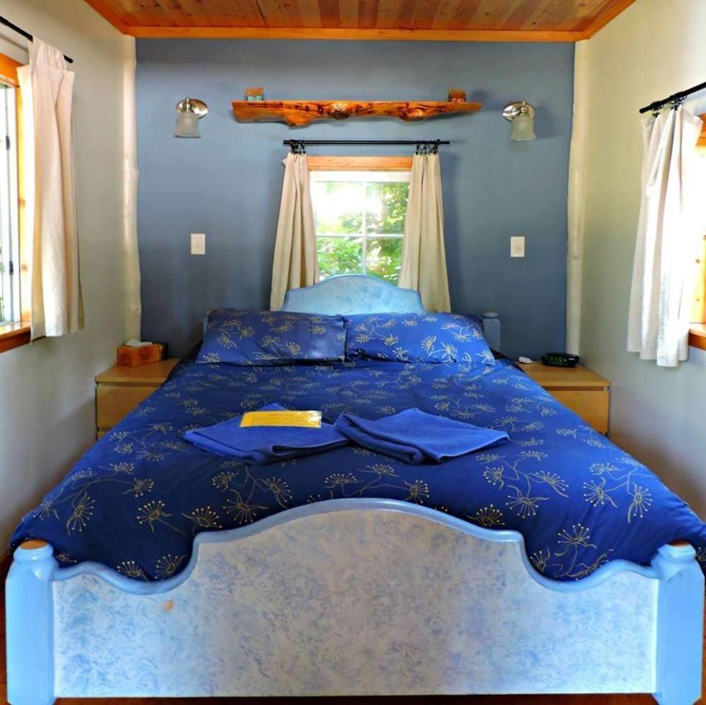 Up The Creek Backpacker'S Lodge Roberts Creek Екстер'єр фото